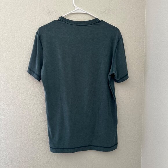 Lululemon Fundamental Running Tee Shirt Activewear Blue Sz M - Picture 2 of 5